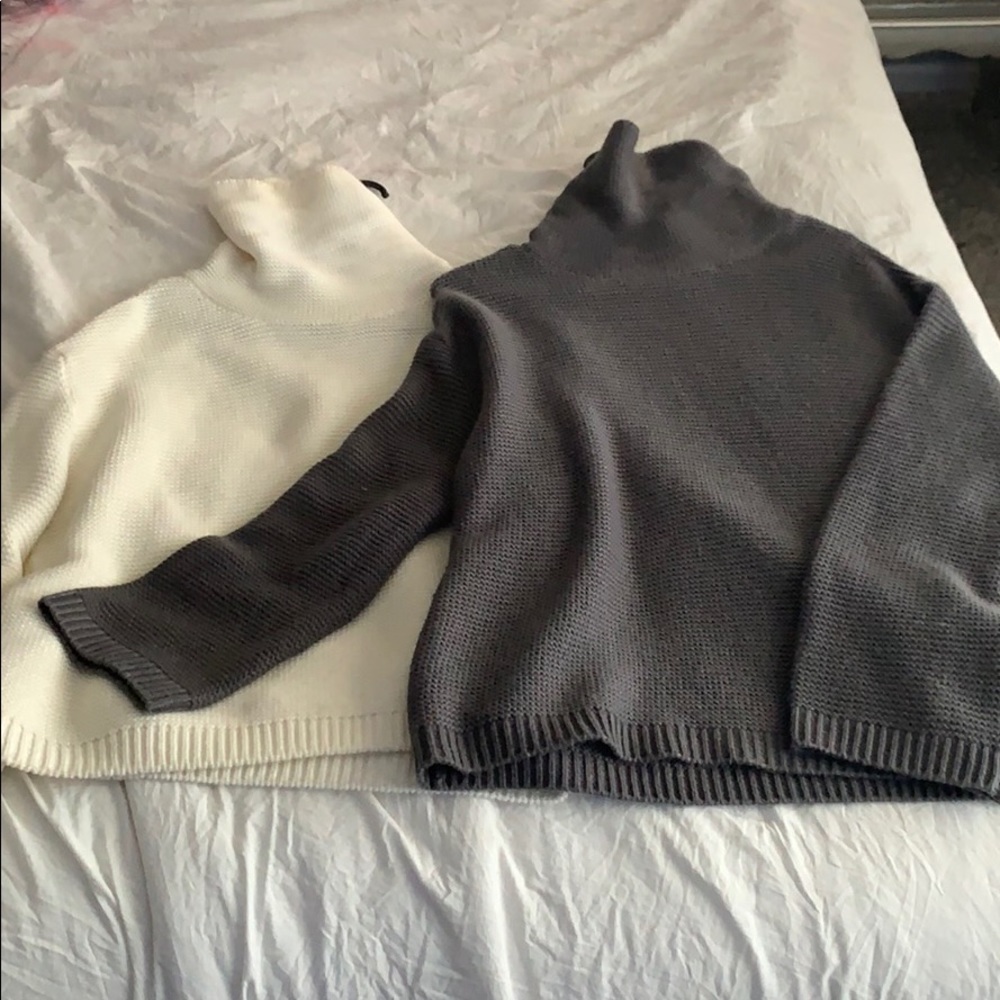 two turtle necks